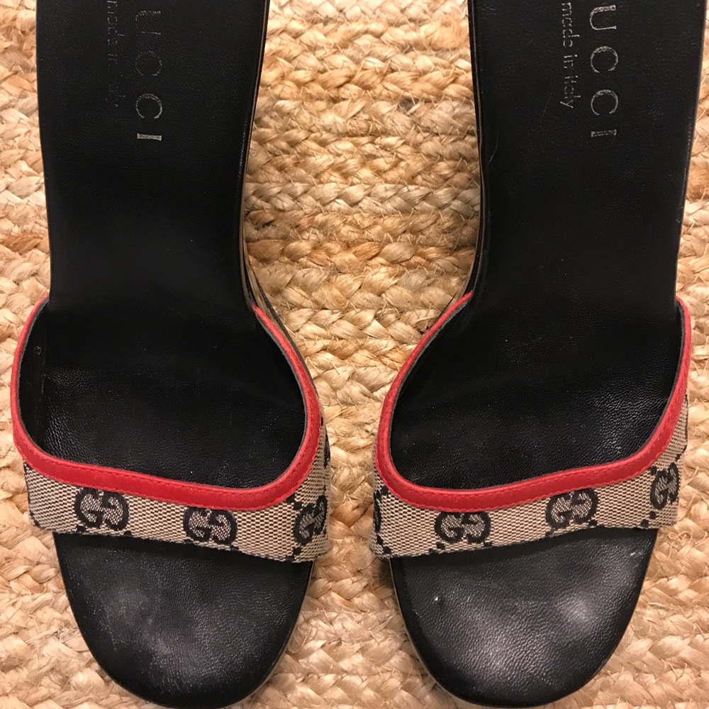 Gucci wedges authentic